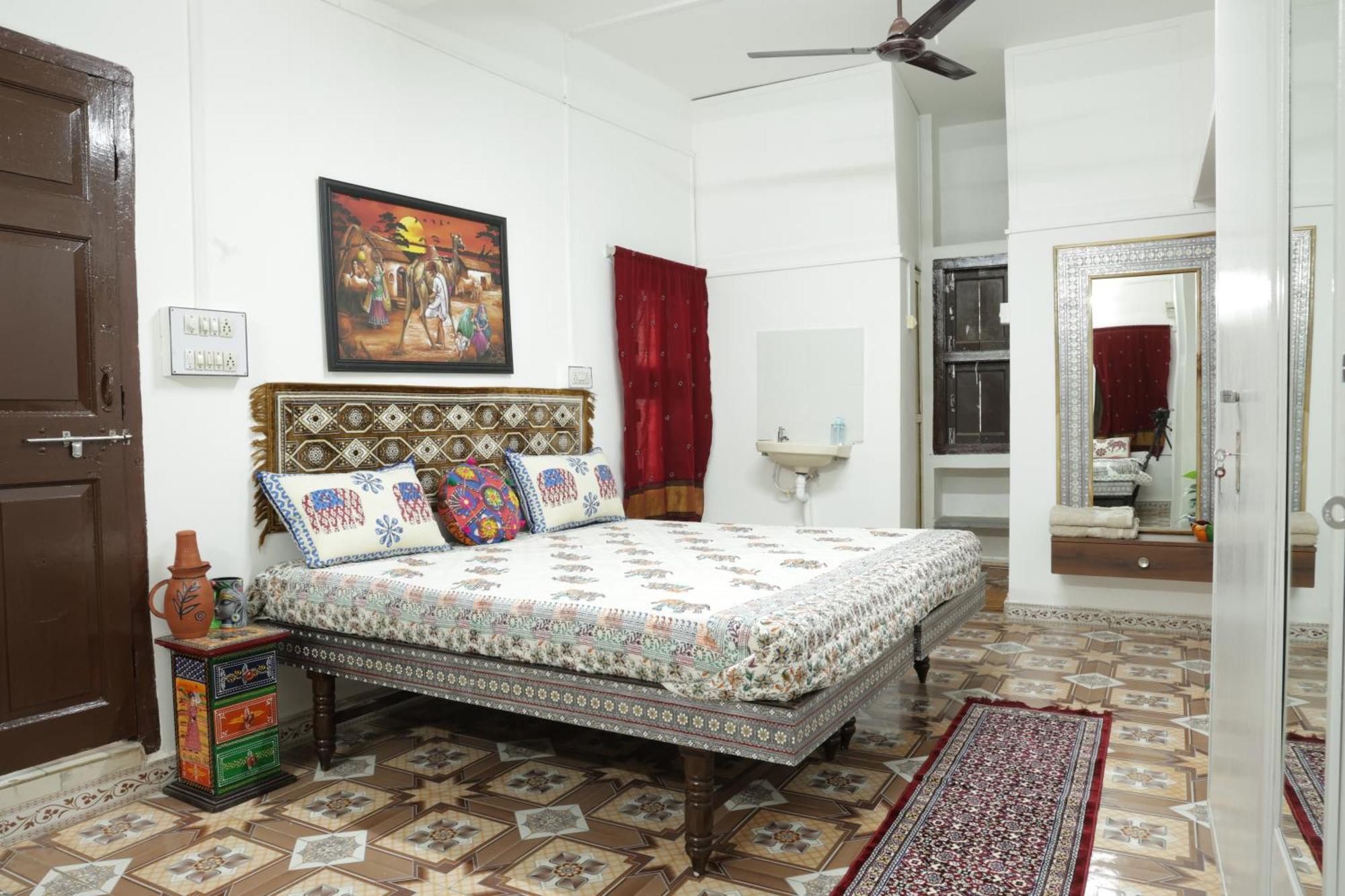Prag View Heritage Homestay Bhuj Extérieur photo