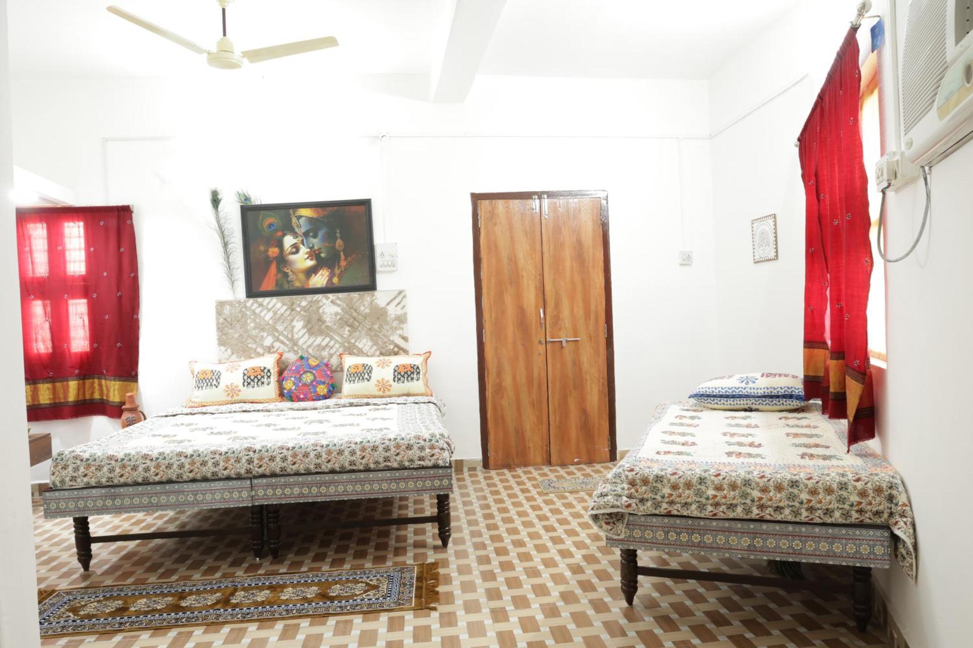 Prag View Heritage Homestay Bhuj Extérieur photo