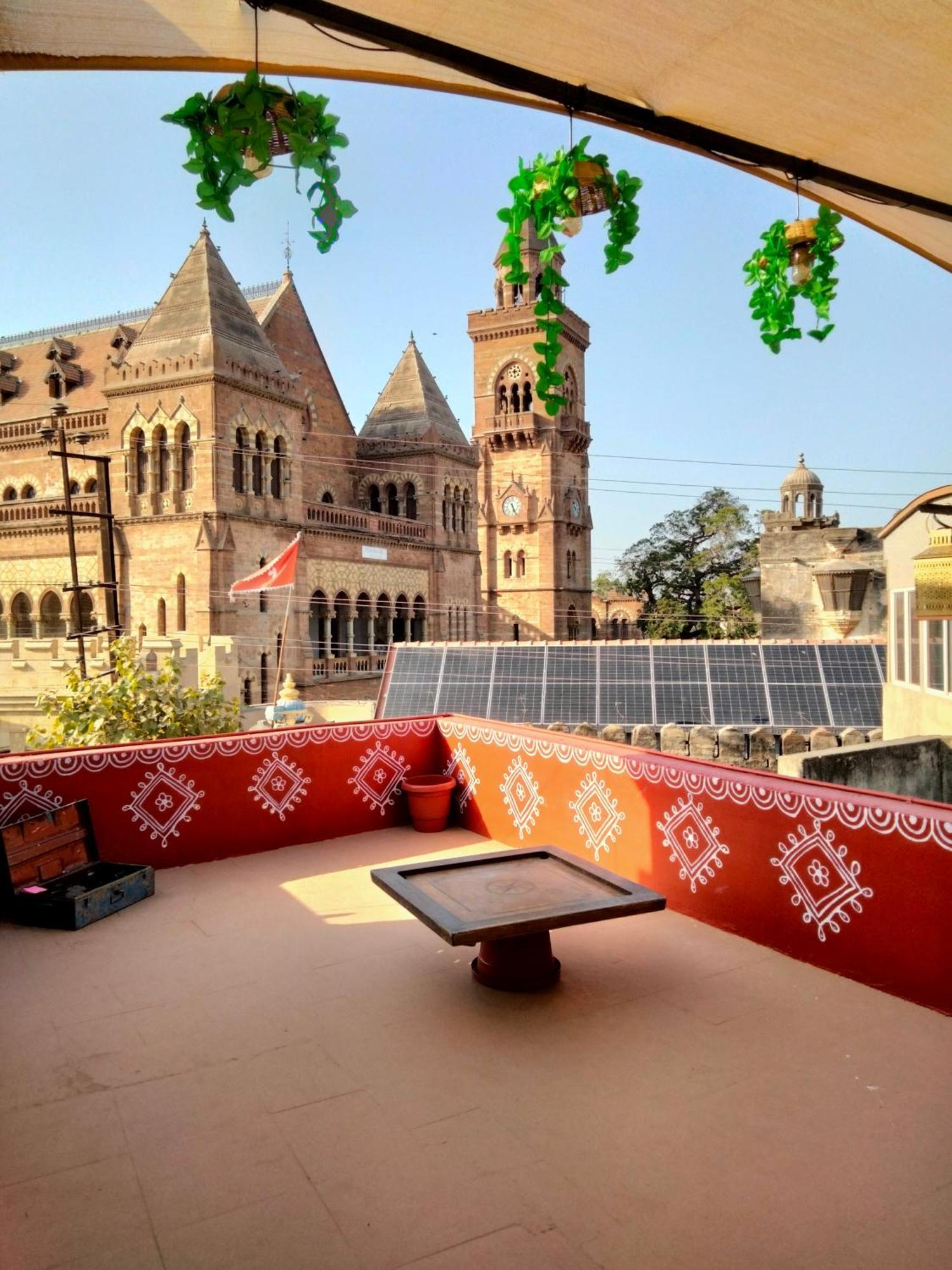 Prag View Heritage Homestay Bhuj Extérieur photo