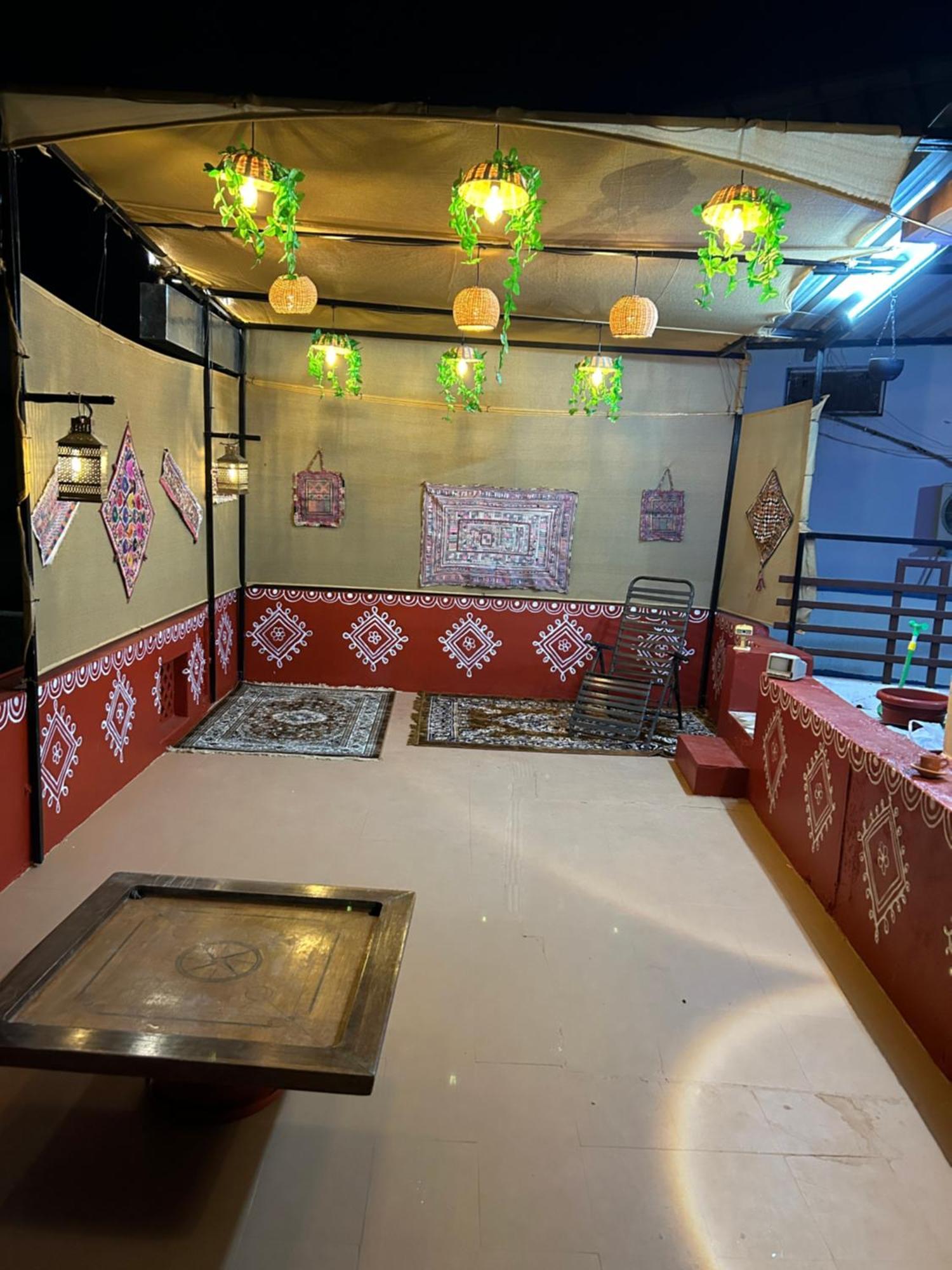 Prag View Heritage Homestay Bhuj Extérieur photo